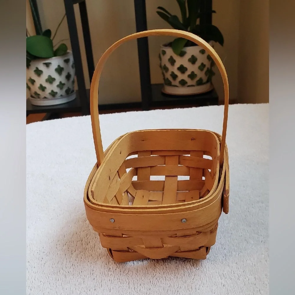 Longaberger Vintage Small Parsley 2001 Basket